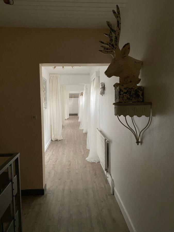 Bed and Breakfast Le Vieux Moulin Bouhet Zewnętrze zdjęcie